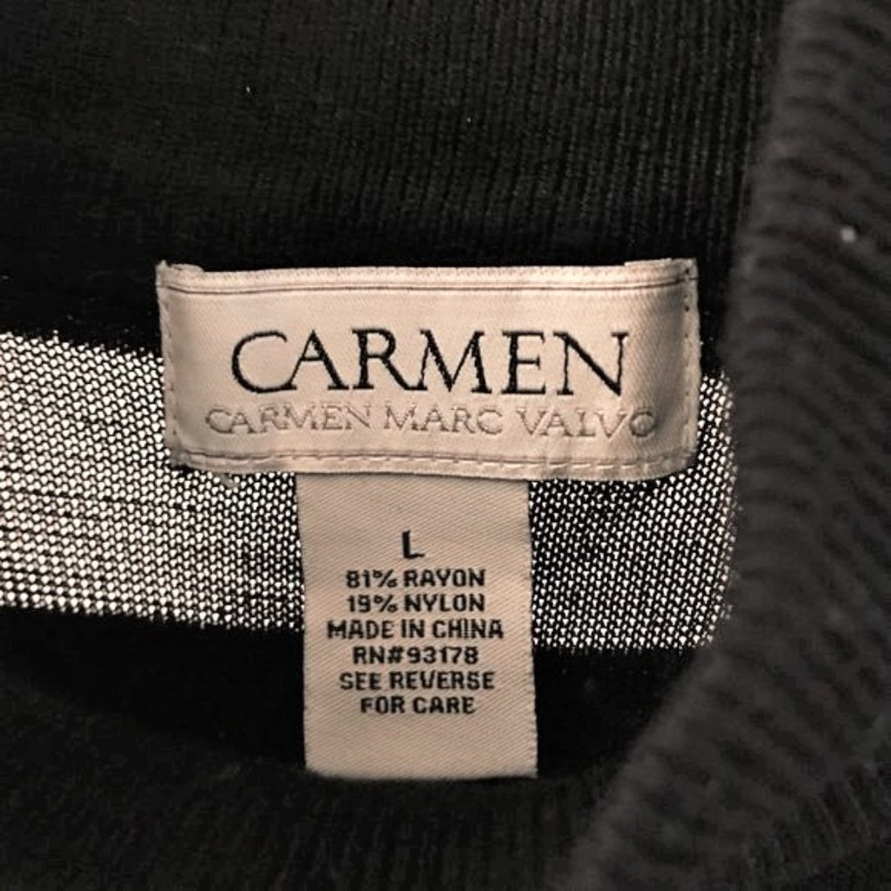 Gorgeous Carmen Mark Valvo mock neck mesh yoke top - Picture 4 of 4